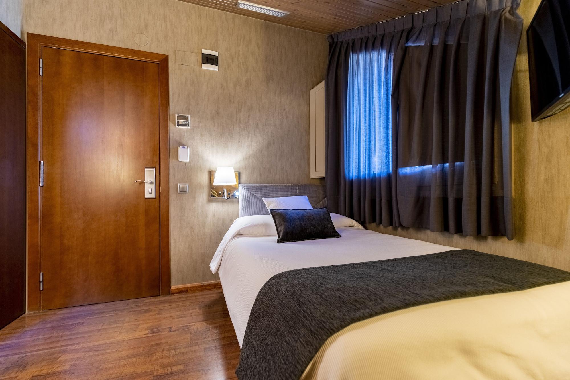 Hotel Del Prado Пучсарда Екстер'єр фото